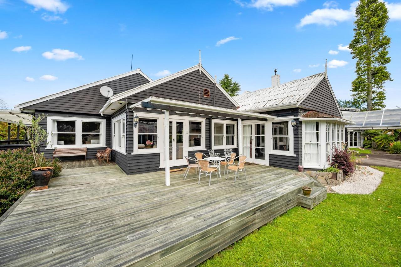 Springfield Rise Lodge - Rotorua Holiday Home 外观 照片