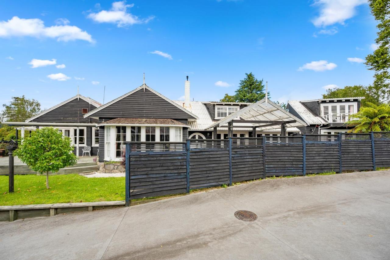 Springfield Rise Lodge - Rotorua Holiday Home 外观 照片